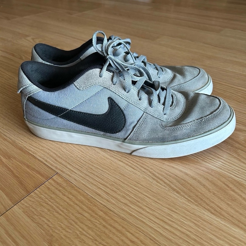 Nike Mavrk Gray Black Suede Low Top Skate Shoes Men’s 13 - Flaws